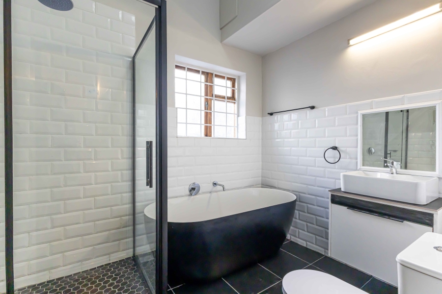 To Let 2 Bedroom Property for Rent in Sea Point Western Cape